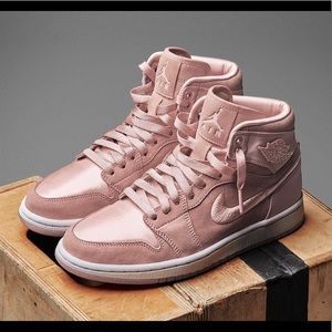 Jordan Sunset Tint SOH Size 7